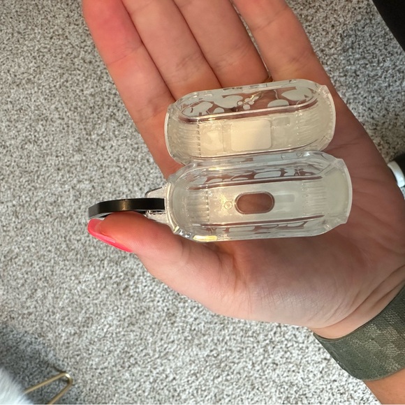 Apple AirPod 3rd Gen - Picture 3 of 14